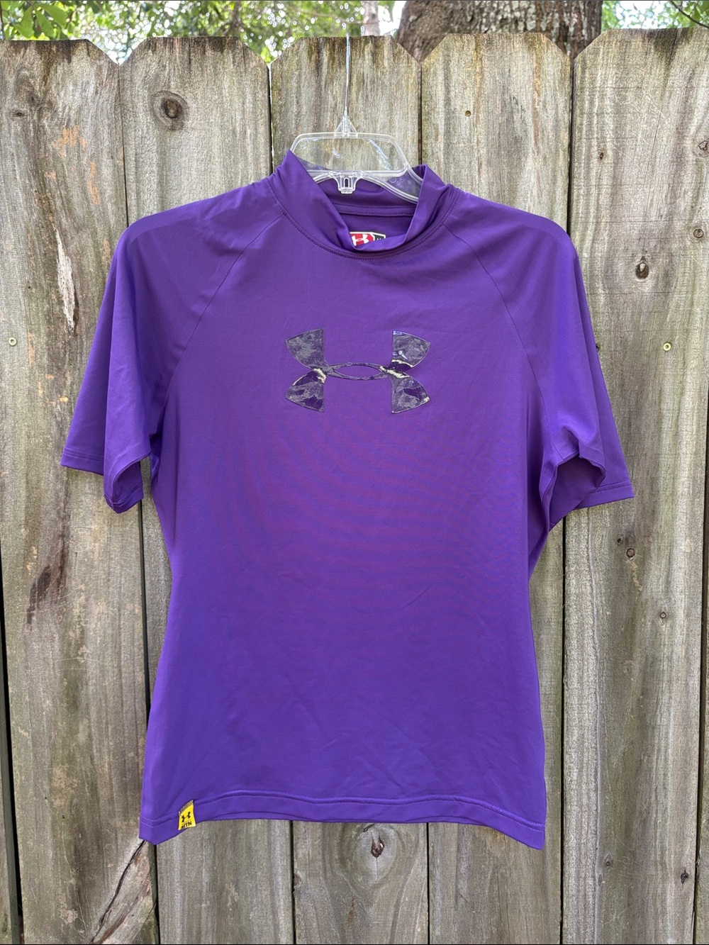 Under armour top